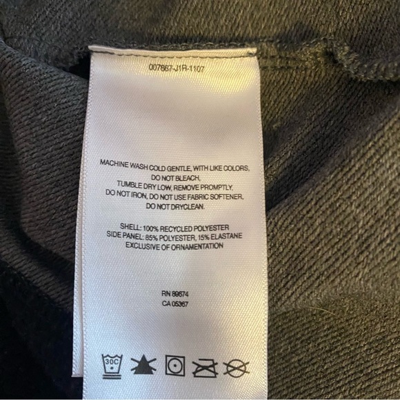 Mountain Hardwear Fleece Jacket Full Zip - Picture 5 of 5